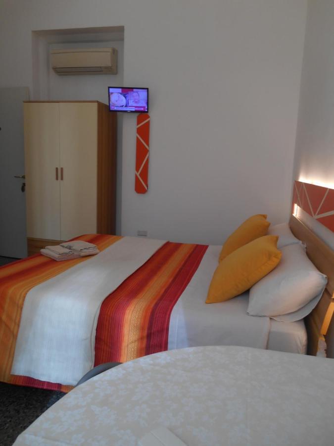 Bed and Breakfast Le Rose Malpensa à Busto Arsizio Extérieur photo