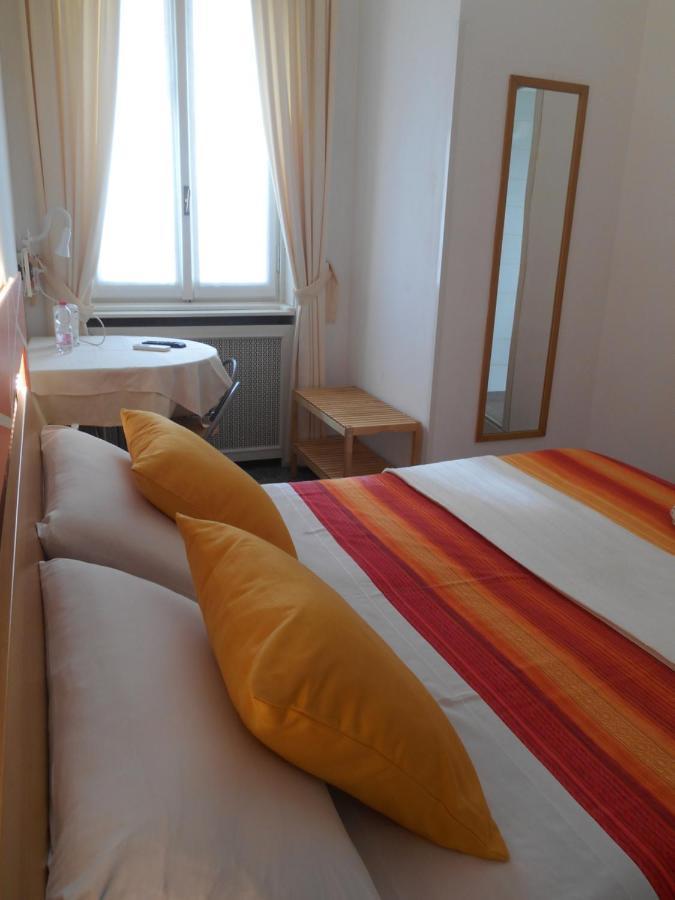 Bed and Breakfast Le Rose Malpensa à Busto Arsizio Extérieur photo