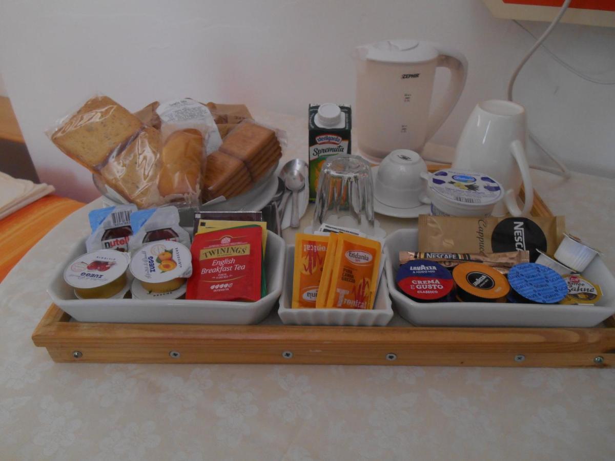 Bed and Breakfast Le Rose Malpensa à Busto Arsizio Extérieur photo