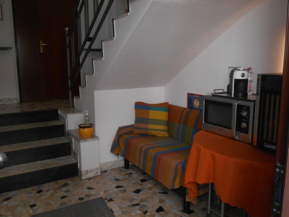 Bed and Breakfast Le Rose Malpensa à Busto Arsizio Extérieur photo